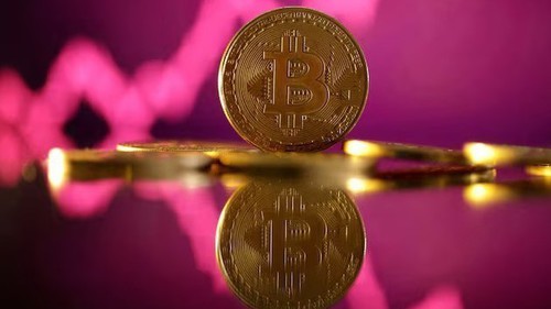 Bitcoin xuyên thủng mốc 80.000 USD