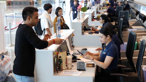 Nhu cầu bay từ TP. Hồ Chí Minh đi khu vực miền Bắc, Trung rất cao