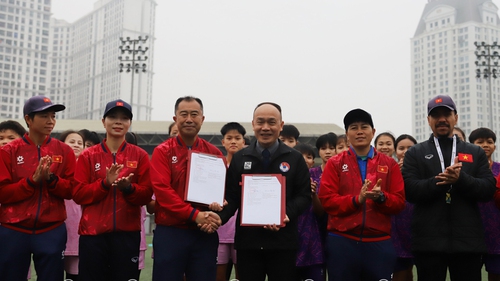 VFF gia hạn hợp đồng với chuyên gia Nhật Bản