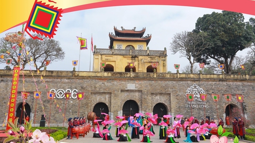 Đường hoa Tết trong Hoàng thành Thăng Long: Kinh kỳ vọng hội!