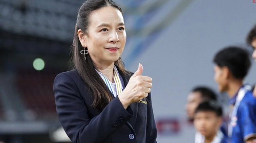 Madam Pang trổ tài, giúp LĐBĐ Thái Lan trả gần hết khoản nợ 300 tỷ trong chưa đầy 1 năm