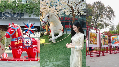 Những không gian tràn ngập hình ảnh ngựa trong năm mới