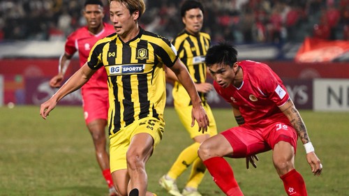 Cầu thủ CAHN lên đường đi Singapore đúng ngày 29 Tết