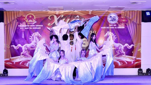 Xuân Bính Ngọ 2026: Cộng đồng người Việt Nam tại Hungary hân hoan đón Tết