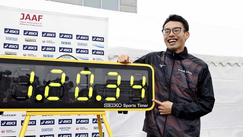VĐV Nhật Bản lập kỷ lục thế giới về đi bộ, tốc độ nhanh như... chạy