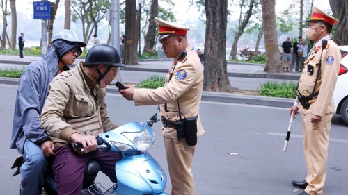 Đồng loạt kiểm tra nồng độ cồn trên toàn quốc từ sáng mùng 1 Tết
