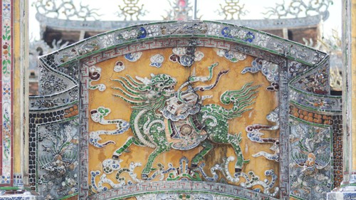 Hình tượng Long Mã trong chiều sâu văn hóa Huế