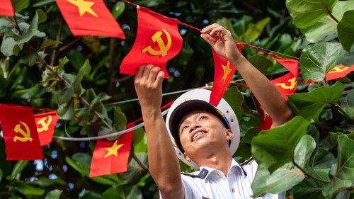 Vui Tết ở Trường Sa