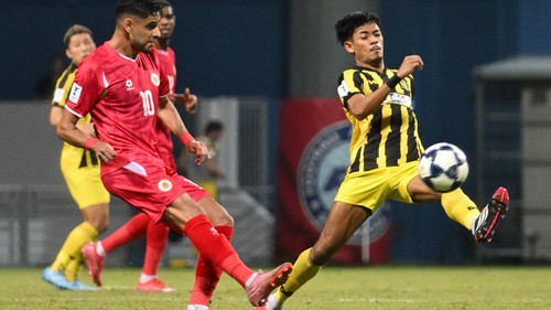 HLV Polking: 'Việc bị xử thua tác động đến tâm lý cầu thủ'