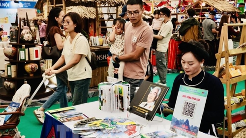 Khi người trẻ trở thành sứ giả văn hoá số