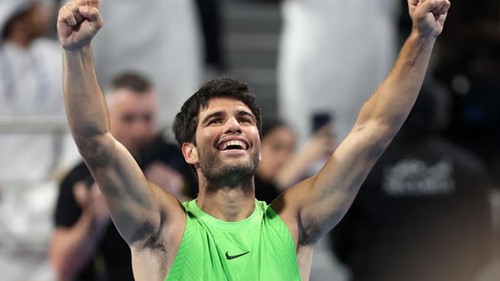 Tin nóng thể thao sáng 22/2: Alcaraz lên ngôi vô địch ở Doha, Olympic mùa Đông rúng động vì tai nạn nghiêm trọng