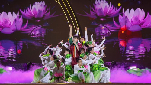 Rộn ràng đêm khai mạc Hội Xuân núi Bà Đen 2026