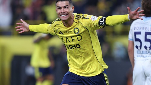 Ronaldo chính thức lên tiếng về tương lai