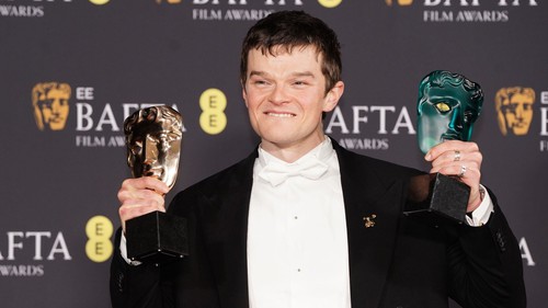 Giải Nam diễn viên chính xuất sắc nhất: Robert Aramayo gây sửng sốt tại BAFTA 2026