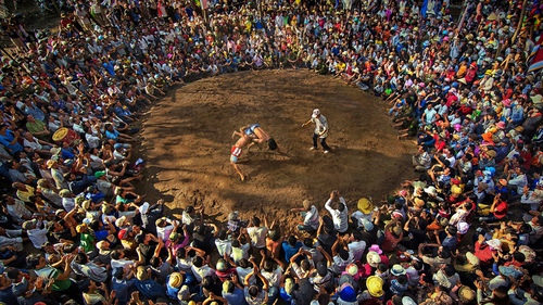 Độc đáo trò chơi dân gian trong lễ hội Xuân
