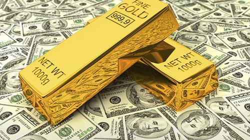 Đồng USD mạnh lên, giá vàng rời khỏi mức cao ba tuần