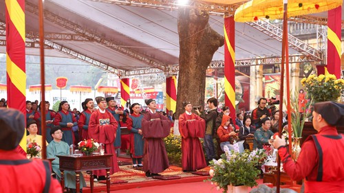 Dâng hương Khai Xuân Bính Ngọ tại Hoàng thành Thăng Long