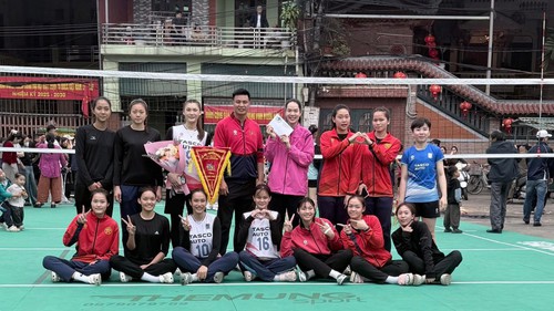 Bóng chuyền hội làng là… 'mùa vàng'