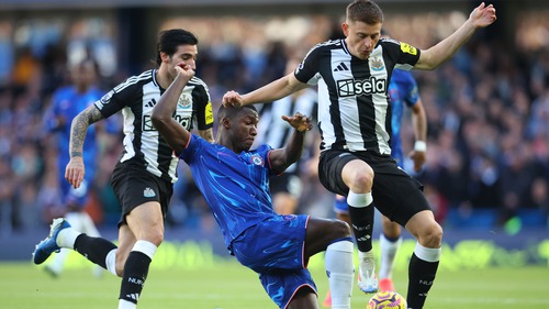 Chelsea: Thành bại ở Caicedo