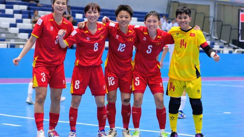 Tin nóng bóng đá Việt hôm nay 27/2: Việt Nam gặp Thái Lan tại bán kết Đông Nam Á; Hà Tĩnh vắng trung vệ số một ở trận gặp SLNA