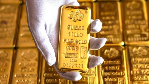 Giá vàng thế giới vượt mốc 5.200 USD/ounce giữa “bão” thuế quan và căng thẳng địa chính trị