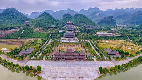 Ninh Bình đón nhận danh hiệu Di tích Quốc gia đặc biệt cho quần thể danh thắng Tam Chúc