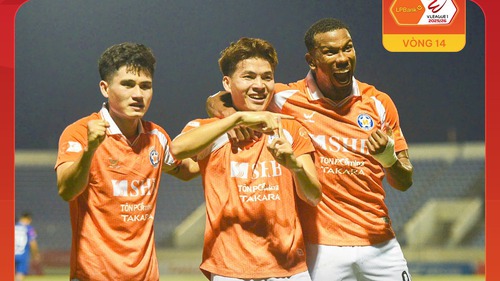 Tuyển thủ U23 Việt Nam phản lưới nhà trong trận thua của PVF-CAND