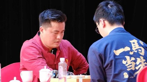 Tin nóng thể thao tối 28/2: Lại Lý Huynh rộng cửa vào chung kết giải cờ tướng có giải thưởng gần 4 tỷ