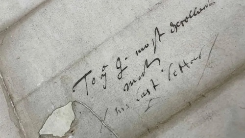 Triển lãm "Love Letters": 500 năm tình yêu qua thư