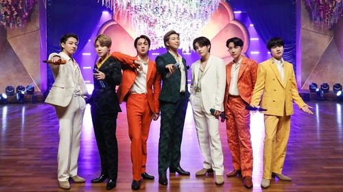 Buổi hòa nhạc của BTS tại Quảng trường Gwanghwamun: Sẽ đi vào lịch sử Kpop