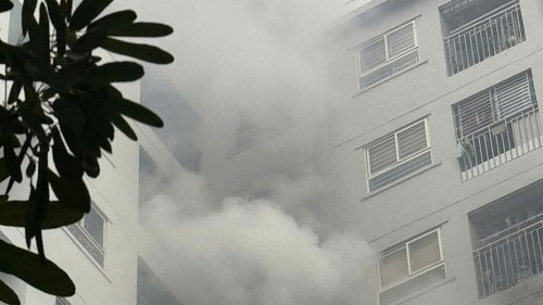 Nhanh chóng dập tắt vụ cháy tại chung cư Ecohome 2, phường Đông Ngạc, Hà Nội