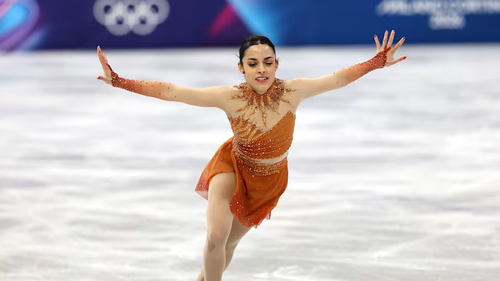 Mải thi đấu ở Olympic mùa Đông 2026, nữ sinh đại học nộp trễ bài tập về nhà