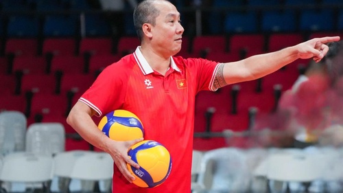 Tin nóng thể thao tối 8/2: HLV Tuấn Kiệt lên tiếng về ngôi sao ghi 119 điểm khi xuất ngoại