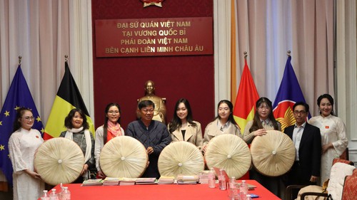 Lan tỏa giá trị văn hóa Việt, thắt chặt nghĩa tình với kiều bào tại Vương quốc Bỉ