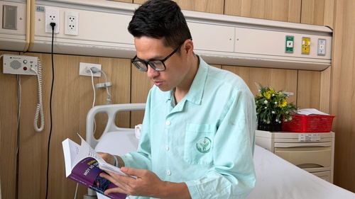 Ghép thận thành công, bác sĩ vùng cao viết tiếp giấc mơ blouse trắng