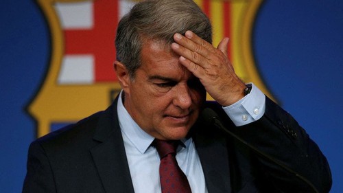 Chú tịch Joan Laporta chính thức từ chức ở Barcelona