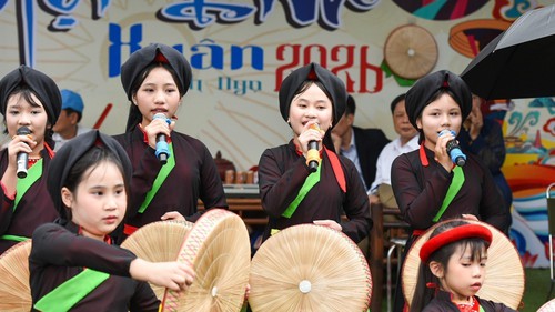 Về hội Lim thỏa nỗi nhớ mong
