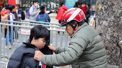 Không khí lạnh tràn xuống, Bắc Bộ chuyển rét từ đêm nay