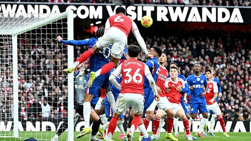 Vì sao nhiều người muốn Arsenal thất bại?