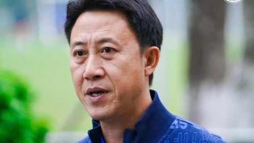 HLV Nguyễn Thành Công rời PVF CAND sau 4 trận