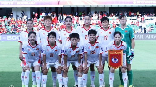 Tin nóng bóng đá Việt hôm nay 11/3: 5 cầu thủ Ninh Bình được HLV Kim Sang Sik triệu tập; Đội tuyển nữ Việt Nam cải tổ