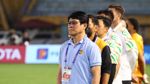 Phía sau những cuộc hoán chuyển tại V-League