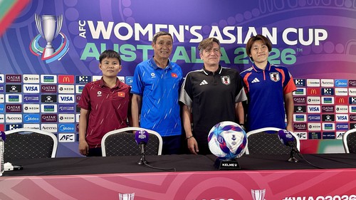 Bóng đá nữ có cần thầy ngoại?