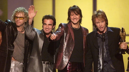 Hóng phim: Phim tiểu sử âm nhạc về Bon Jovi đang được thực hiện