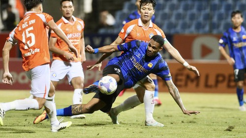 Kết quả bóng đá V-League: Siêu phẩm sút xa khiến HAGL chia điểm; Xuân Son góp công giúp đội nhà chiến thắng