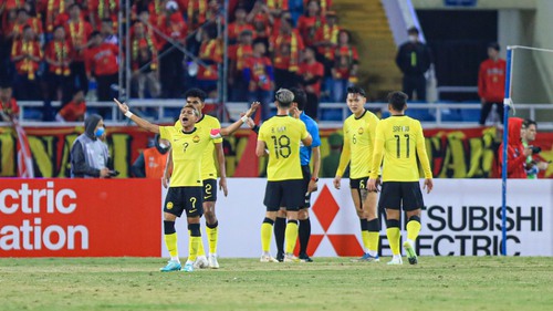 CĐV sốt ruột khi AFC trì hoãn xử phạt đội tuyển Malaysia