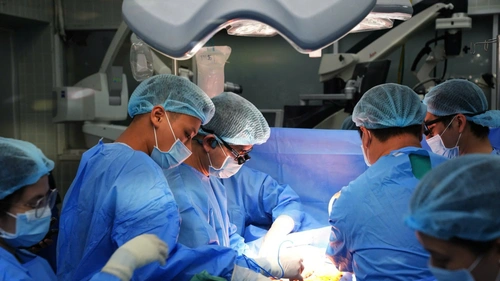 30 phút tái lập nhịp đập: Cuộc điều phối tạng xuyên Việt cứu sống 7 người