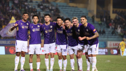 Kết quả V-League: Danh thủ Liverpool giúp Hà Nội FC thắng 2 trận liên tiếp, đứng Top 4 V-League
