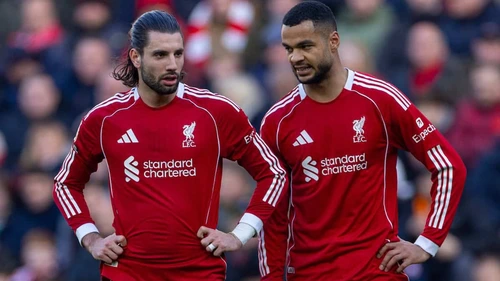 Liverpool đánh rơi chiến thắng ở phút cuối. lỡ cơ hội áp sát top 4