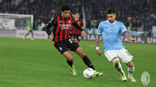 AC Milan thua Lazio, Como mở rộng cơ hội dự Champions League